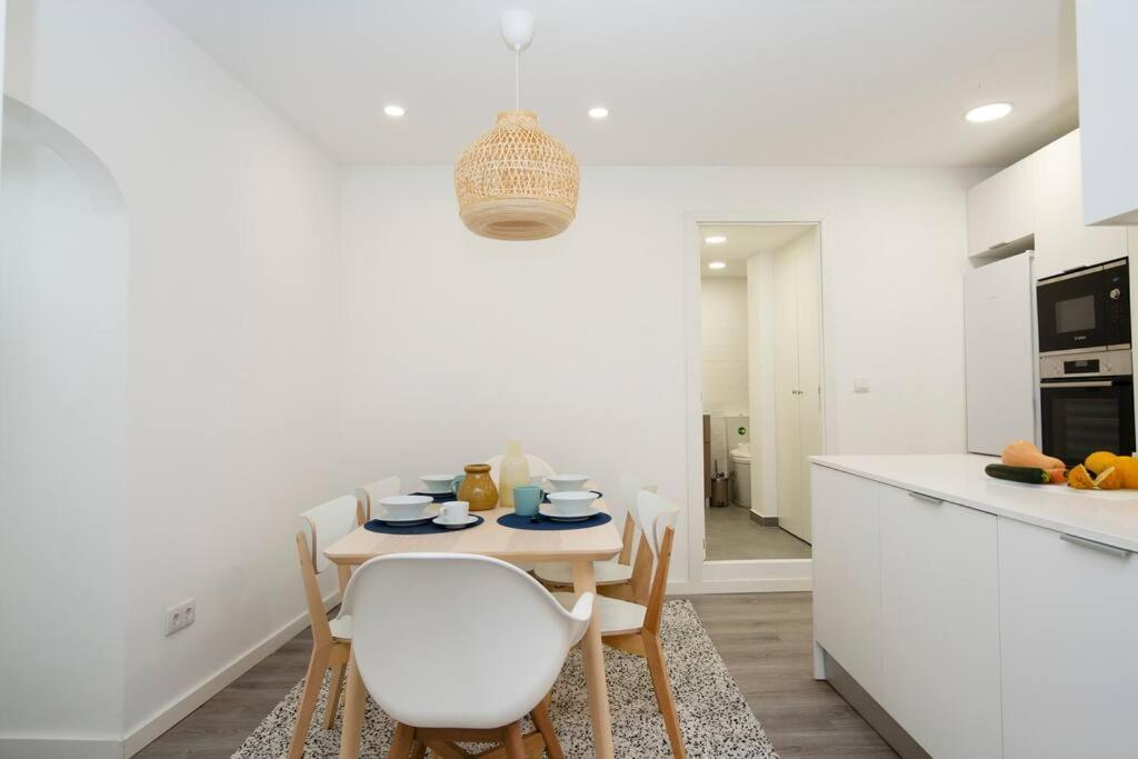 Santa Marta Cozy Apt W/ Ac Lisbon Exterior photo