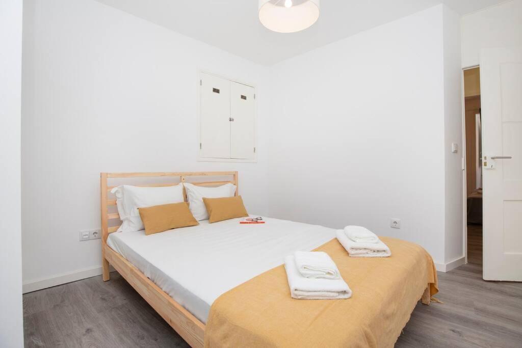 Santa Marta Cozy Apt W/ Ac Lisbon Exterior photo